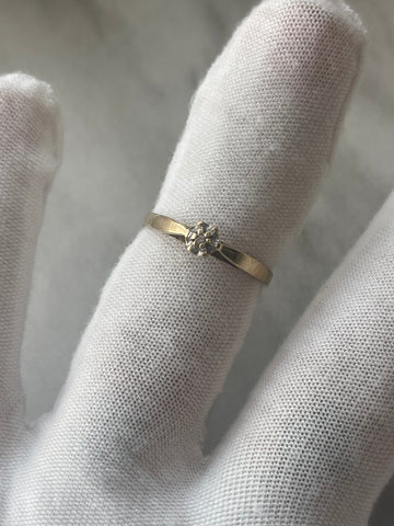 10k Diamond Ring